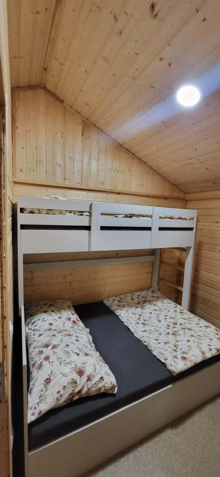 Jezioro Srebrne W Osowcu Turawa Exterior foto